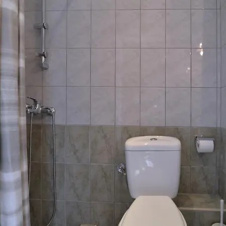 λύδια Apartman Paralía Skotínis