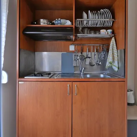λύδια Apartman Paralía Skotínis