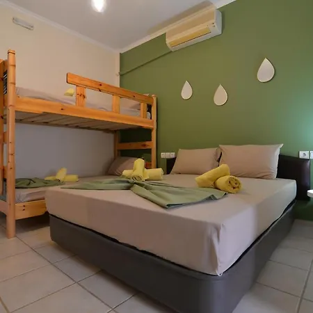 λύδια Apartman Paralía Skotínis